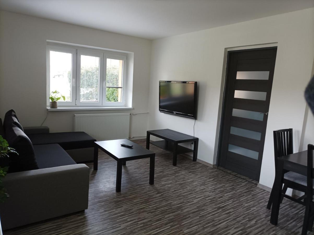 Apartman Vesele Decin Luaran gambar