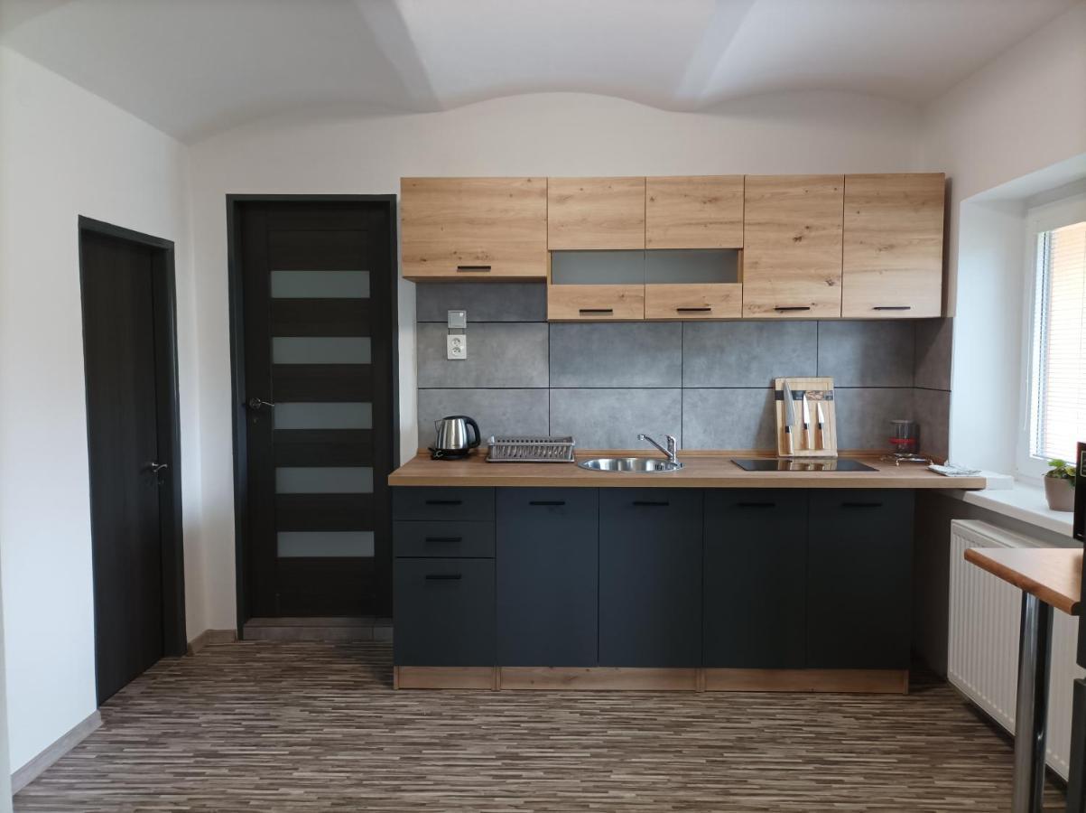 Apartman Vesele Decin Luaran gambar