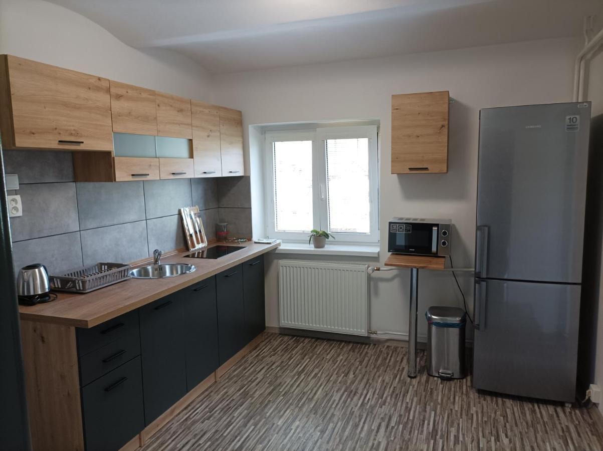 Apartman Vesele Decin Luaran gambar