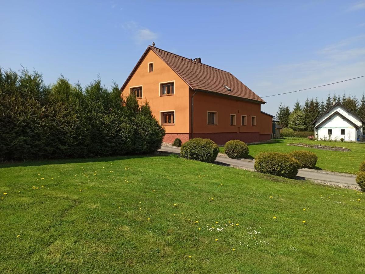 Apartman Vesele Decin Luaran gambar
