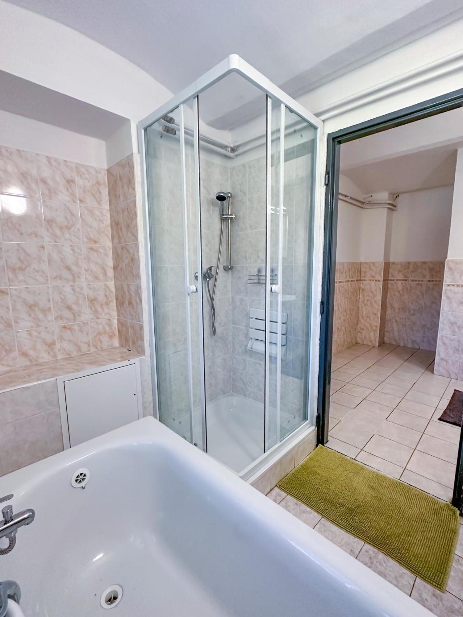 Apartman Vesele Decin Luaran gambar